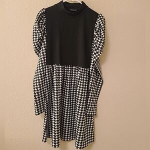 Mock Neck Gigot Sleeve Houndstooth Dress